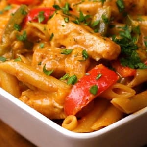 Chicken Mix Souce Pasta