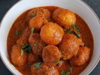 Dum Aloo Kashmiri